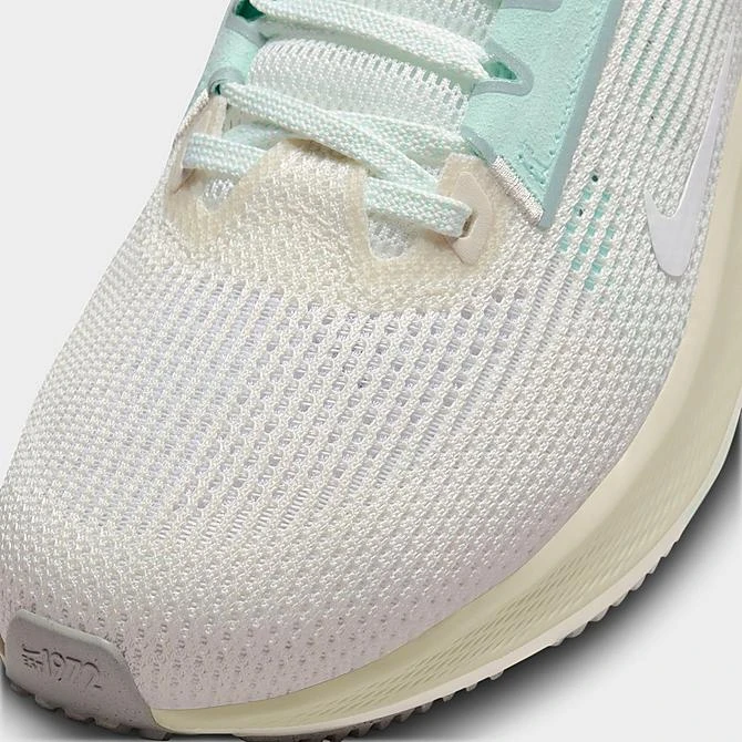 Women's Nike Pegasus 40 Premium Running Shoes Phantom/White/Jade Ice/Sail - FN7629 030 5 Women's Nike Pegasus 40 Premium Running Shoes Phantom/White/Jade Ice/Sail - FN7629 030 - Image 3